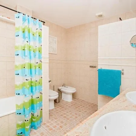 Puerto Del Carmen Sleeps 8 Pool Air Con Wifi Vila Puerto del Carmen (Lanzarote)